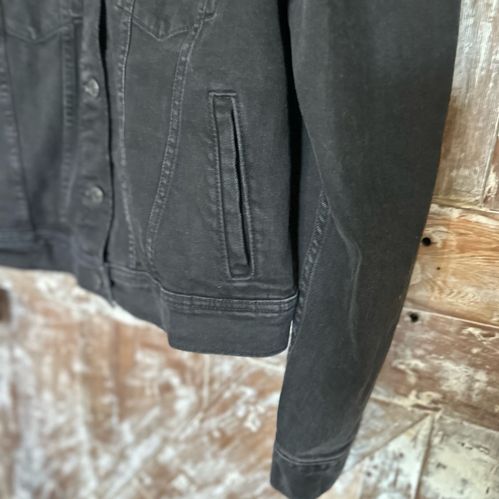 Women’s Gap black denim jacket - Picture 5 of 11